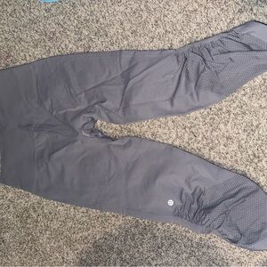 Lululemon Athletica Gray Capris
